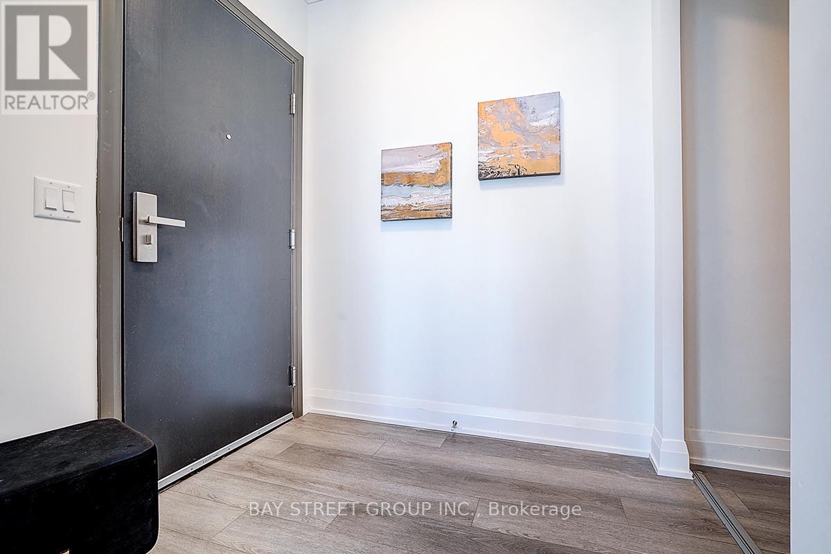 2208 - 18 Water Walk Drive, Markham, Ontario  L3R 6L5 - Photo 2 - N12466148