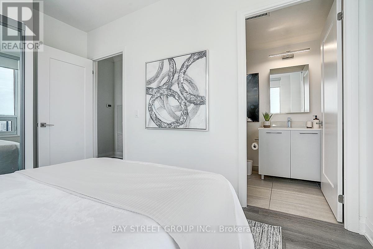 2208 - 18 Water Walk Drive, Markham, Ontario  L3R 6L5 - Photo 25 - N12466148
