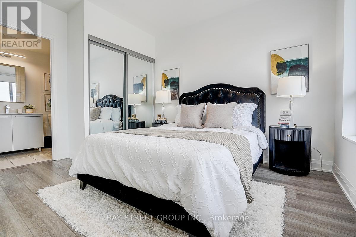 2208 - 18 Water Walk Drive, Markham, Ontario  L3R 6L5 - Photo 28 - N12466148