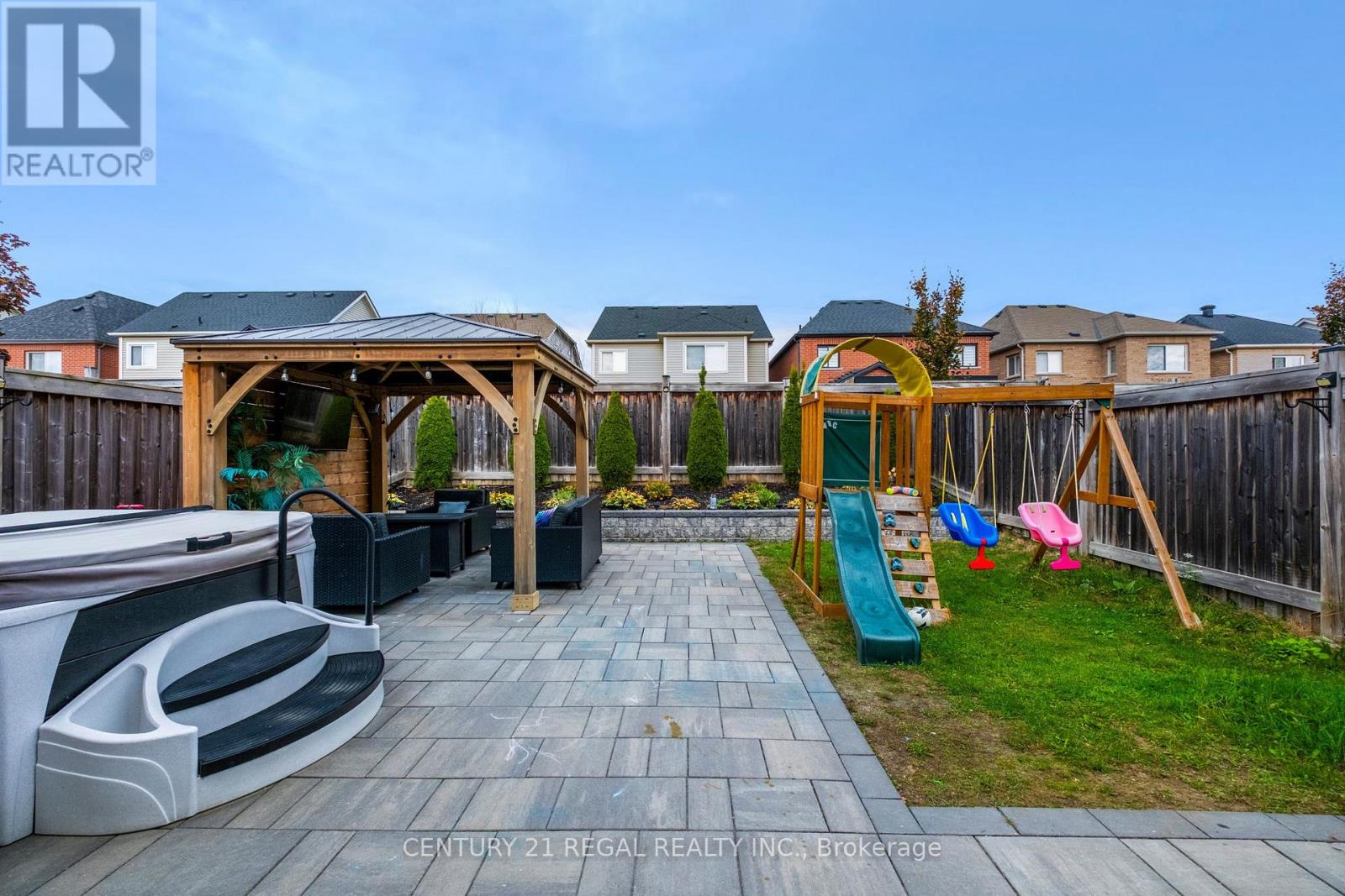66 Orr Drive, Bradford West Gwillimbury, Ontario  L3Z 0L9 - Photo 13 - N12466151