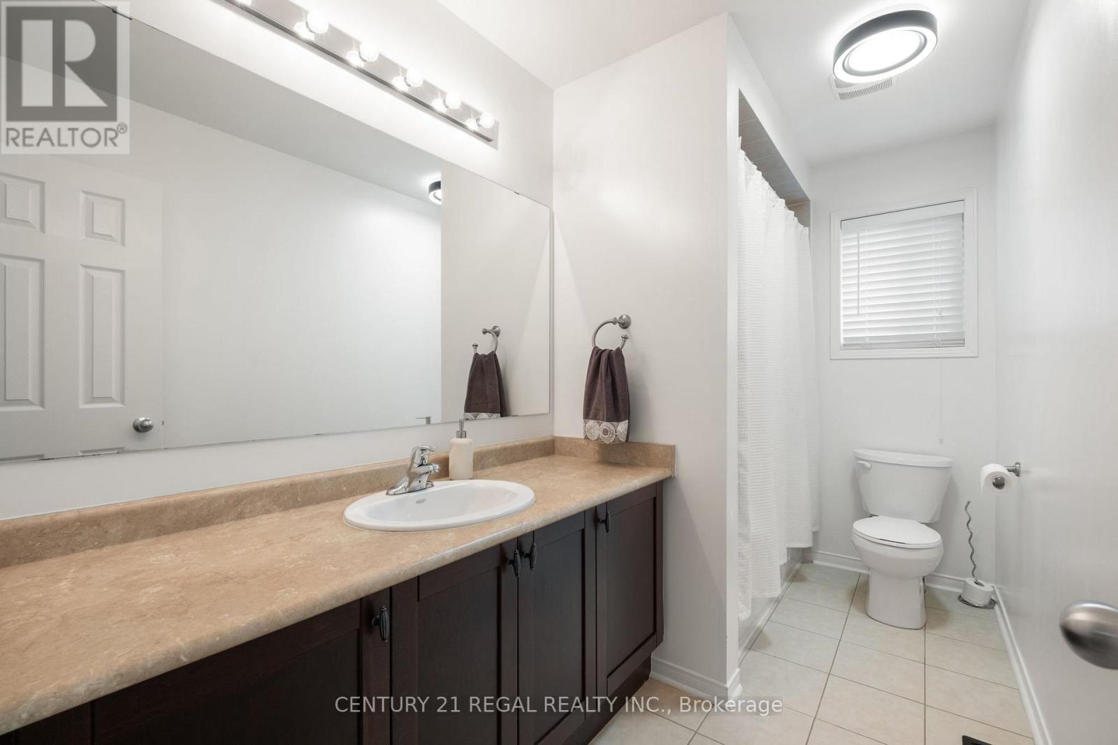 66 Orr Drive, Bradford West Gwillimbury, Ontario  L3Z 0L9 - Photo 23 - N12466151