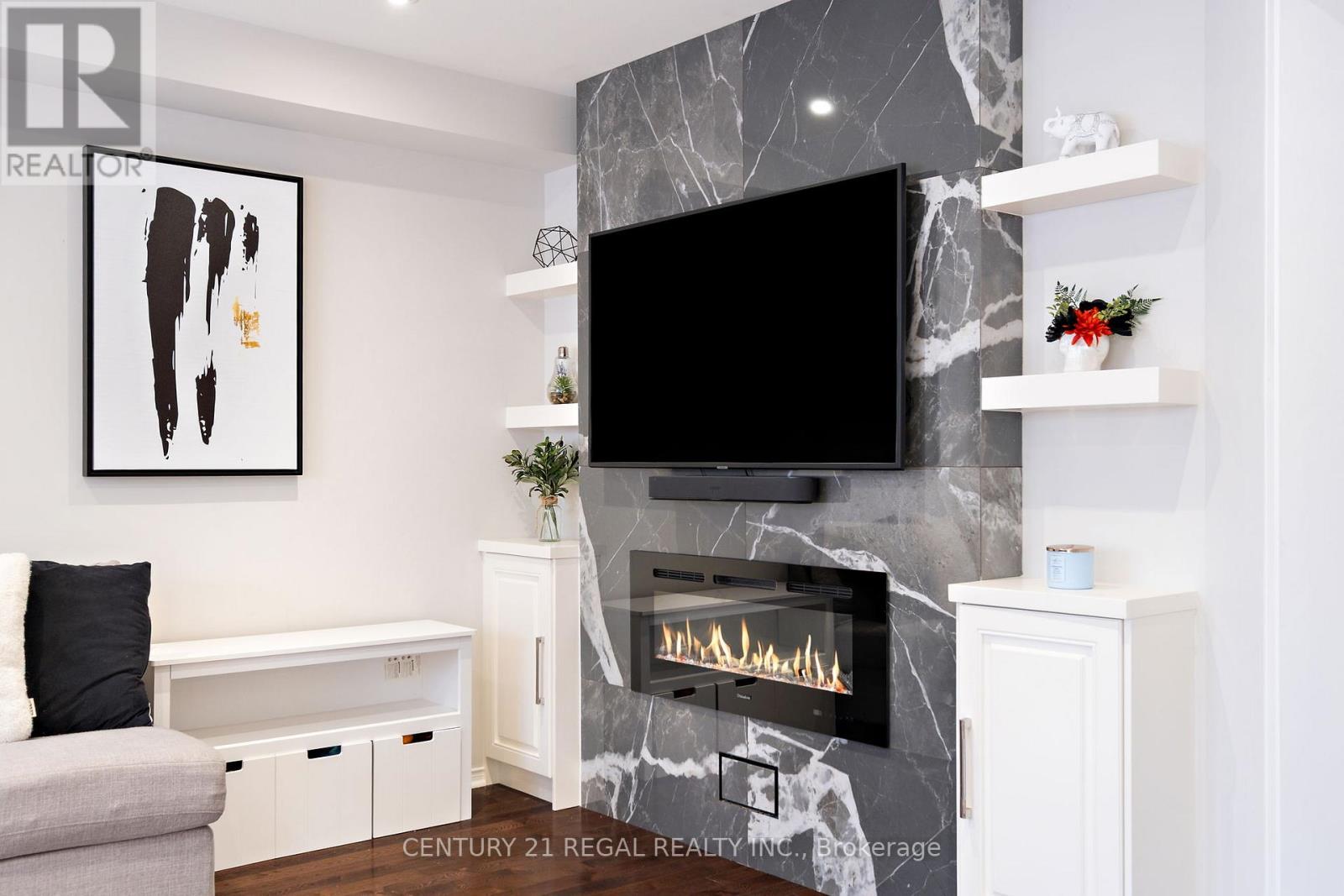 66 Orr Drive, Bradford West Gwillimbury, Ontario  L3Z 0L9 - Photo 8 - N12466151