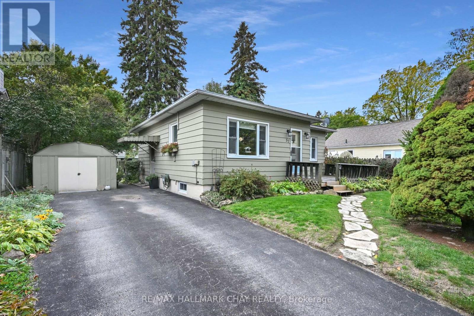 57 Nelson Street E, New Tecumseth (Alliston), Ontario  L0M 1A0 - Photo 2 - N12466161