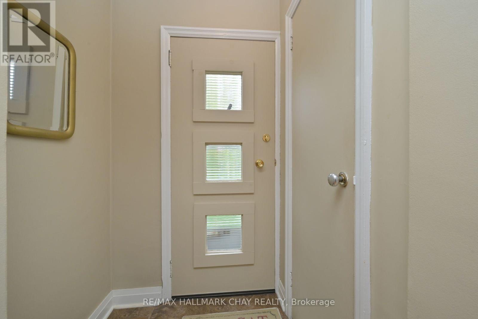 57 Nelson Street E, New Tecumseth (Alliston), Ontario  L0M 1A0 - Photo 4 - N12466161