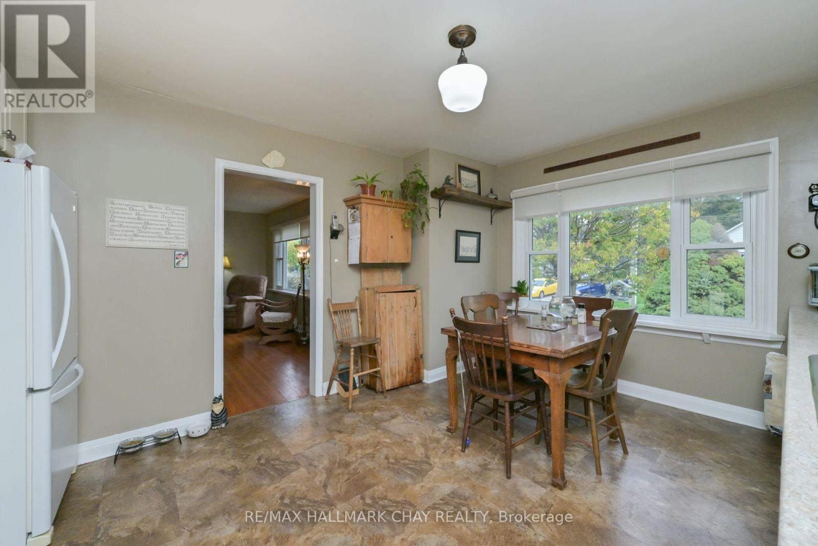 57 Nelson Street E, New Tecumseth (Alliston), Ontario  L0M 1A0 - Photo 8 - N12466161