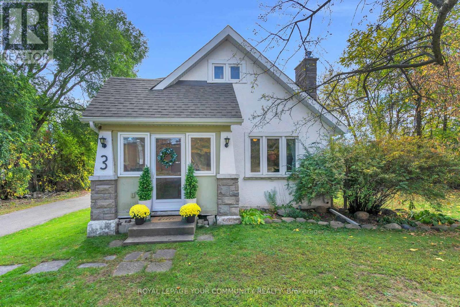 3 CATERING ROAD, Georgina, Ontario