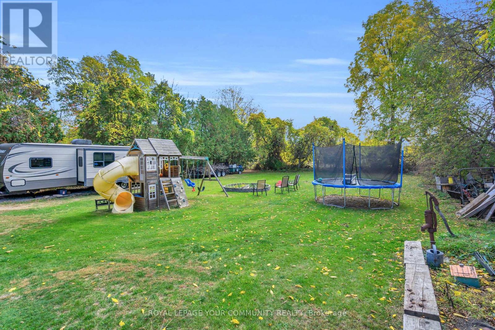 3 Catering Road, Georgina, Ontario  L0E 1R0 - Photo 40 - N12466196