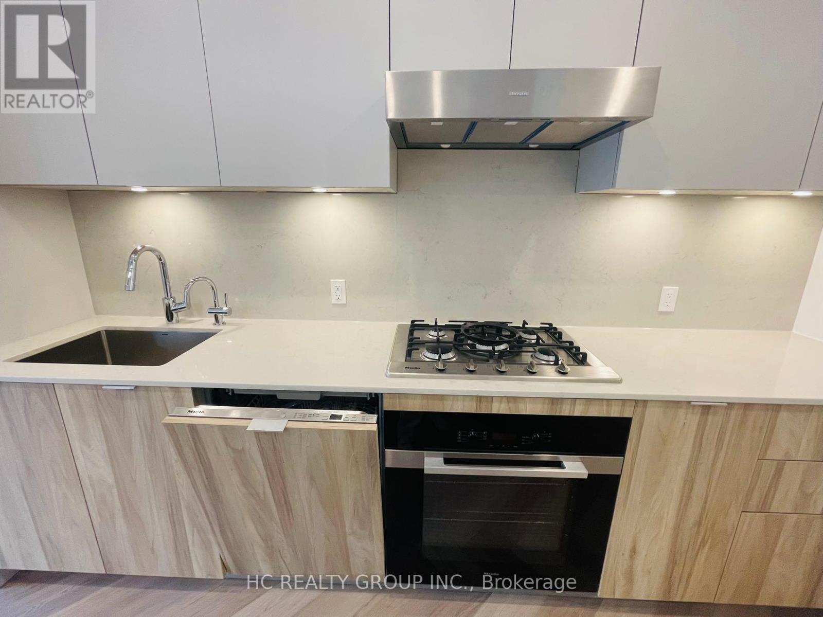 117w - 8 Cedarland Drive, Markham, Ontario  L6G 0H4 - Photo 8 - N12466216
