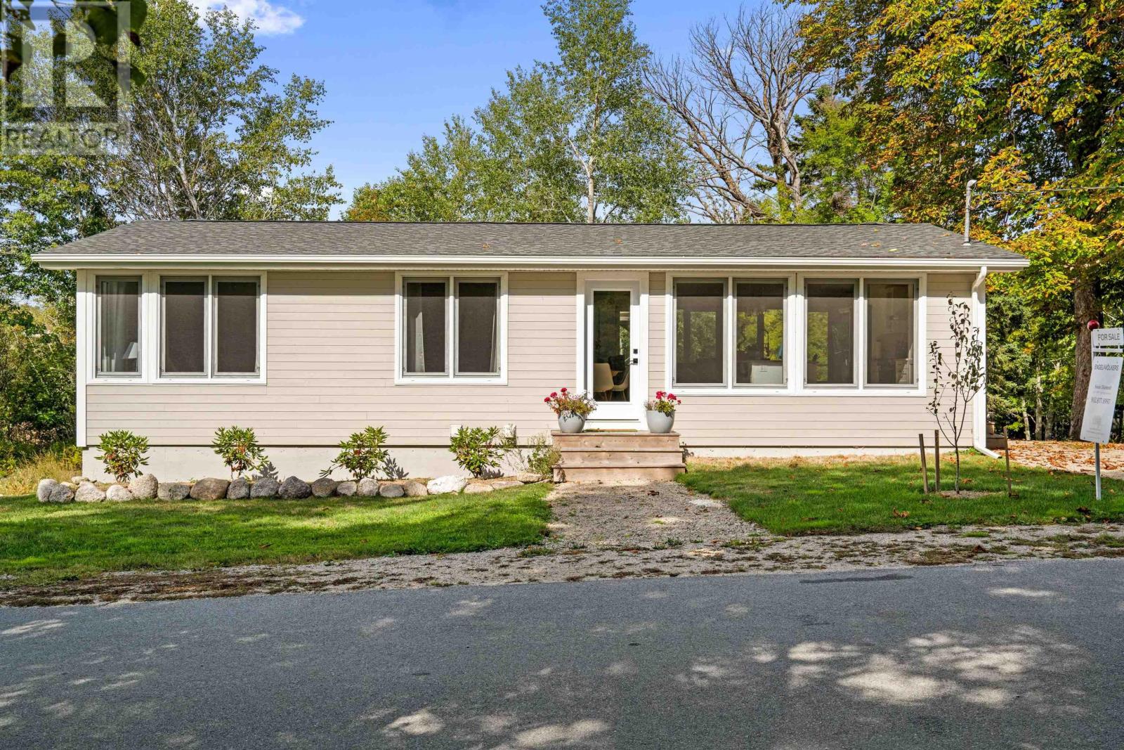 132 Regent Street, Chester, Nova Scotia  B0J 1J0 - Photo 4 - 202509205
