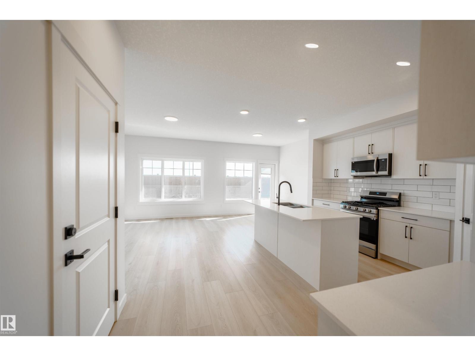 1303 Podersky Wd Sw, Edmonton, Alberta  T6W 5E4 - Photo 6 - E4455378