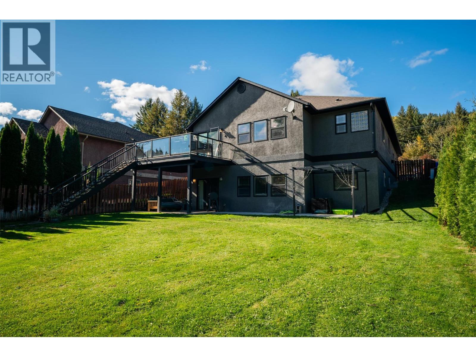 1518 3b Highway, Fruitvale, British Columbia  V0G 1L1 - Photo 34 - 10365751