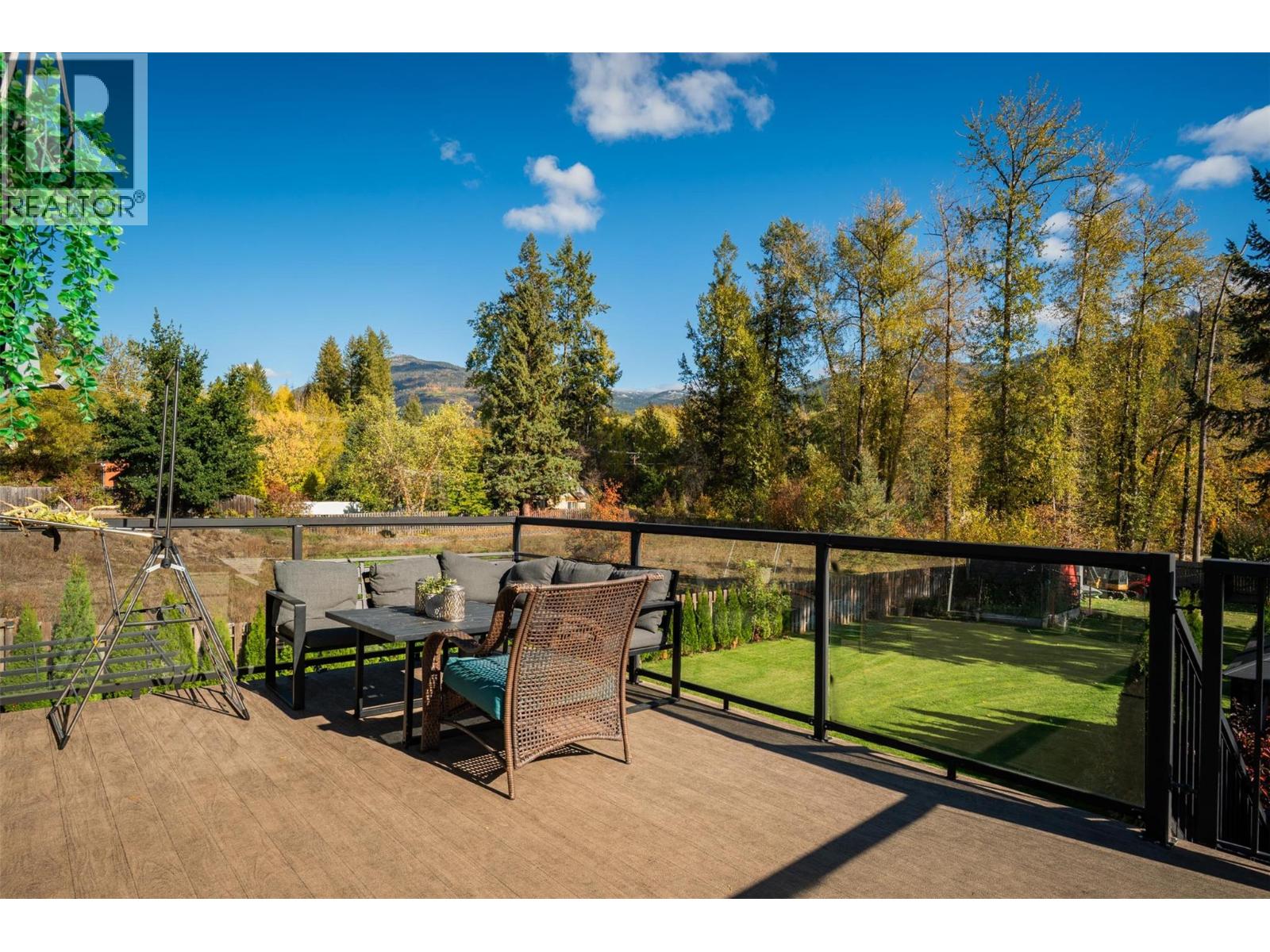 1518 3b Highway, Fruitvale, British Columbia  V0G 1L1 - Photo 29 - 10365751