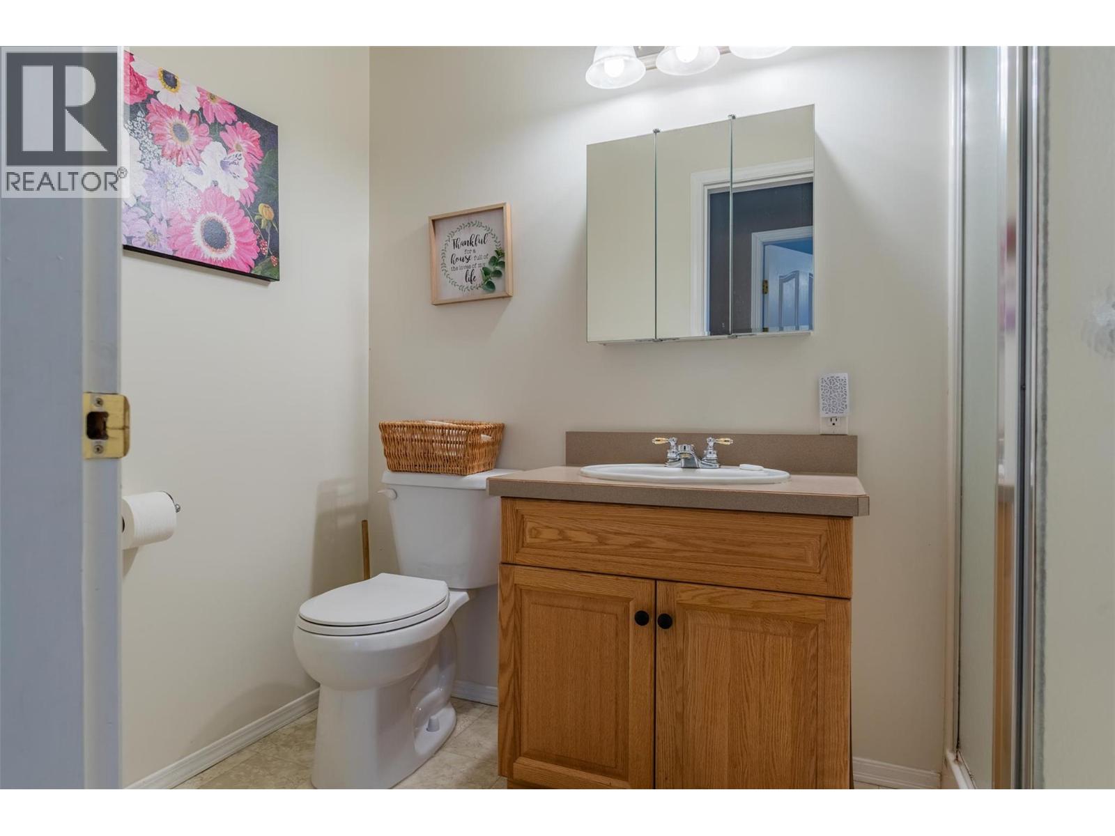 1518 3b Highway, Fruitvale, British Columbia  V0G 1L1 - Photo 20 - 10365751