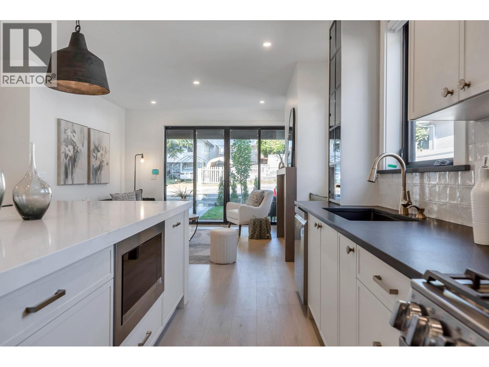 102 743 Gauthier Avenue, Coquitlam, British Columbia  V3K 1R8 - Photo 13 - R3058798