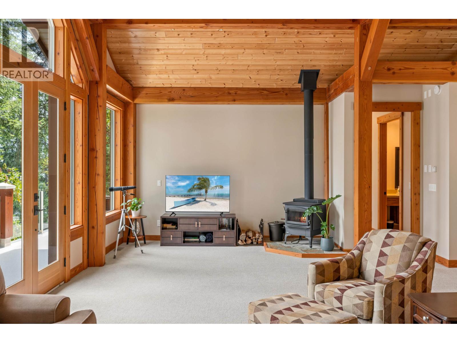144 Sunrise Point Road, Other Islands, British Columbia  V0R 2Y0 - Photo 11 - R3057333