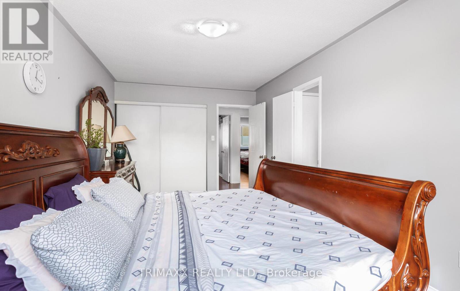 62 Brisbane Court, Brampton, Ontario  L6R 1V4 - Photo 26 - W12466115