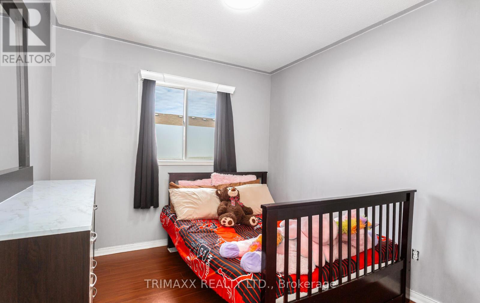 62 Brisbane Court, Brampton, Ontario  L6R 1V4 - Photo 30 - W12466115