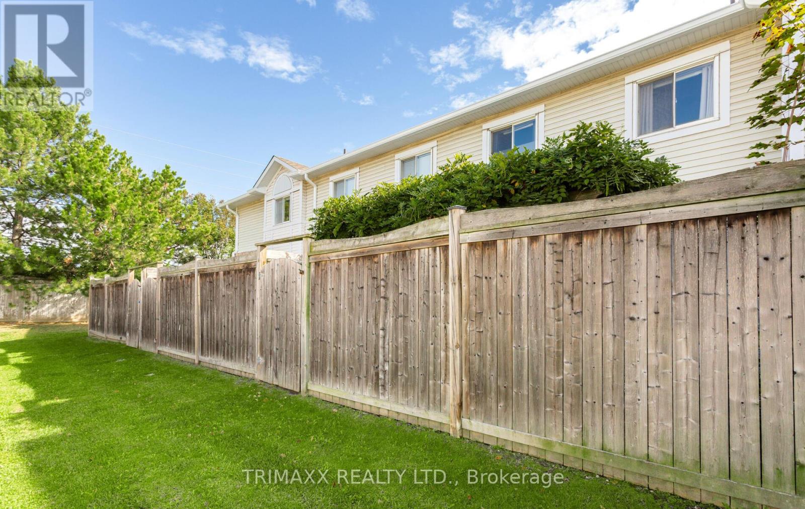 62 Brisbane Court, Brampton, Ontario  L6R 1V4 - Photo 48 - W12466115
