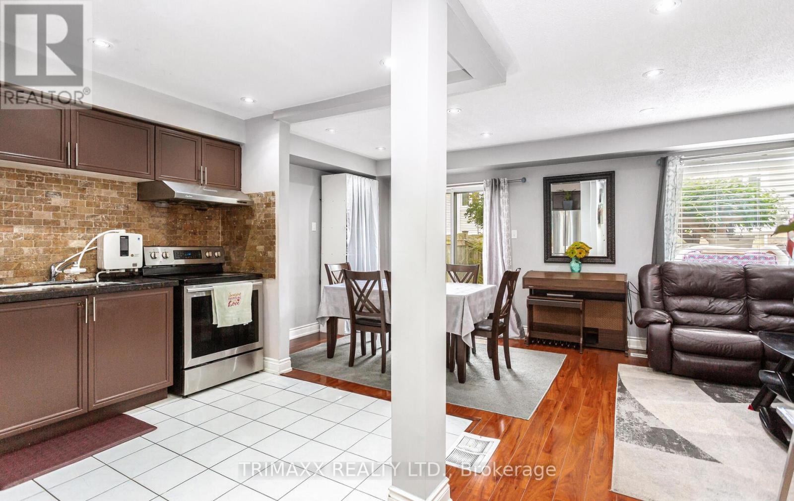 62 Brisbane Court, Brampton, Ontario  L6R 1V4 - Photo 8 - W12466115