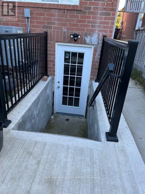 29 HERDWICK STREET, Brampton, Ontario