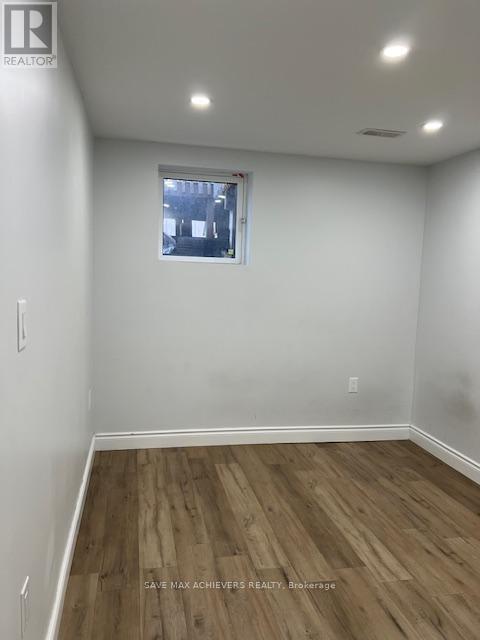 29 Herdwick Street, Brampton, Ontario  L6S 6L6 - Photo 9 - W12466135