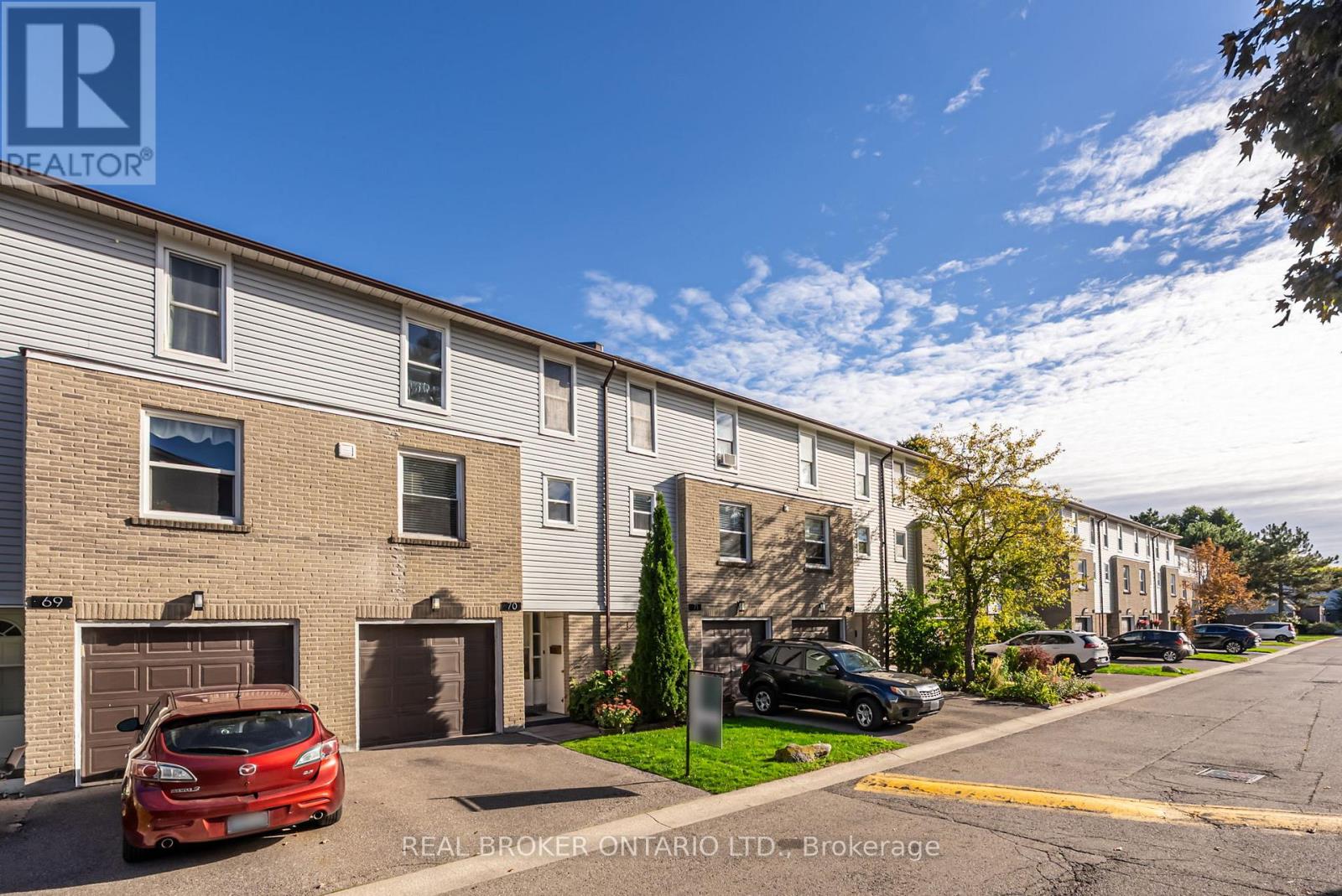 70 - 2440 Bromsgrove Road, Mississauga, Ontario  L5J 4J7 - Photo 3 - W12466154
