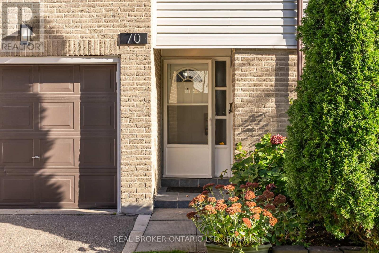 70 - 2440 Bromsgrove Road, Mississauga, Ontario  L5J 4J7 - Photo 5 - W12466154