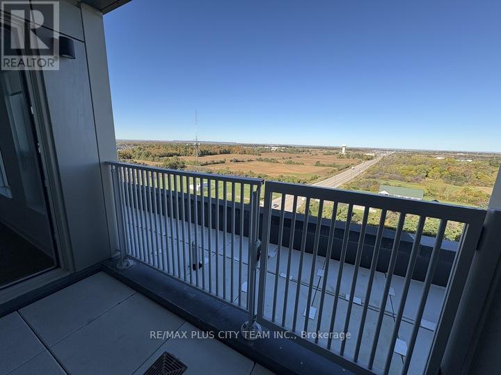 1305 - 3240 William Coltson Avenue, Oakville, Ontario  L6H 8C8 - Photo 11 - W12466172