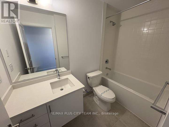 1305 - 3240 William Coltson Avenue, Oakville, Ontario  L6H 8C8 - Photo 8 - W12466172