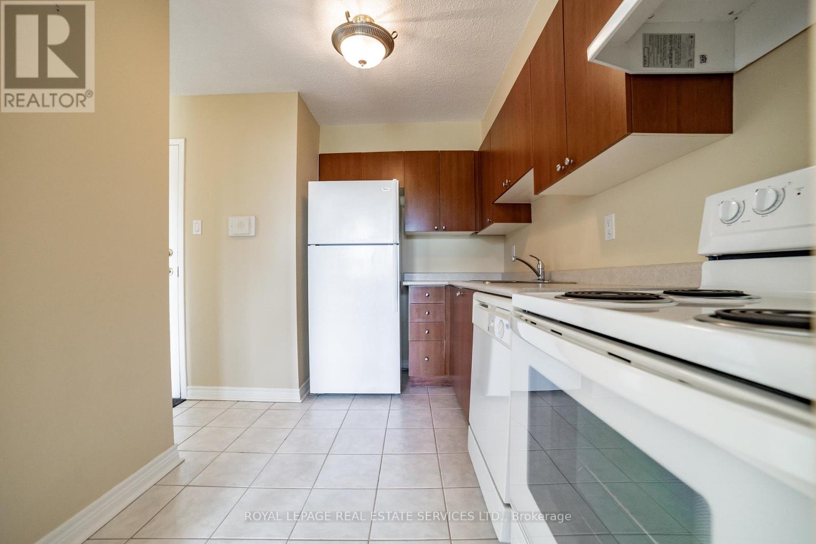 311 - 3501 Glen Erin Drive, Mississauga, Ontario  L5L 2E9 - Photo 11 - W12466175