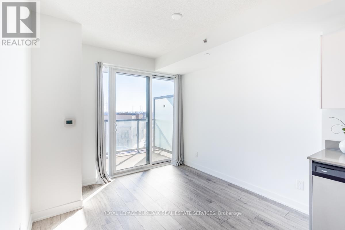 A401 - 3210 Dakota Common, Burlington, Ontario  L7M 2A8 - Photo 8 - W12466183