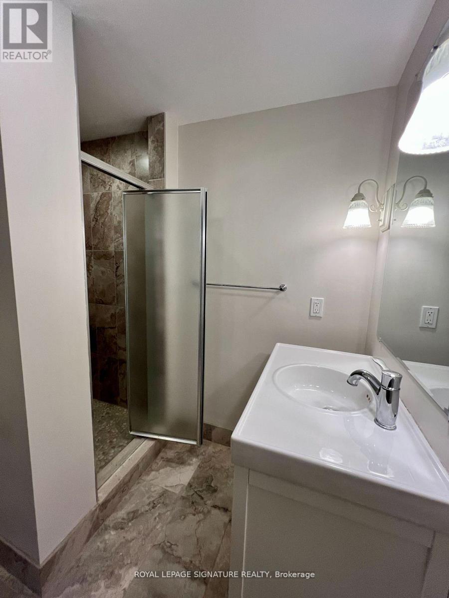 843 Cedarbrae Avenue, Milton, Ontario  L9T 3W9 - Photo 13 - W12466228