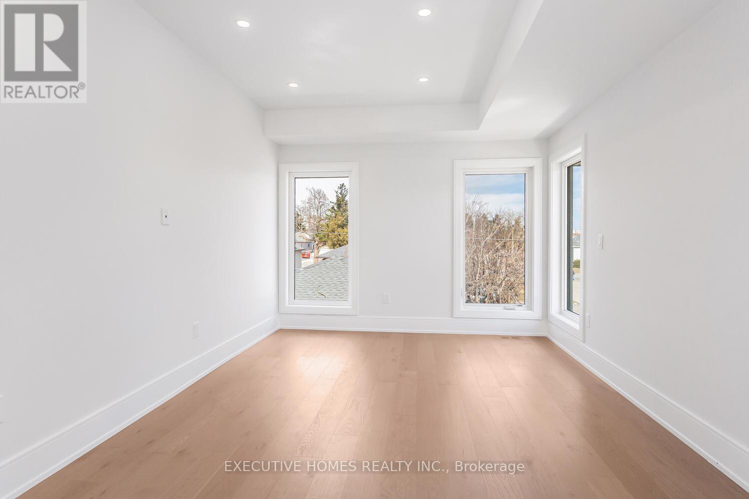 797 First Street, Mississauga, Ontario  L5E 1A3 - Photo 32 - W12466230