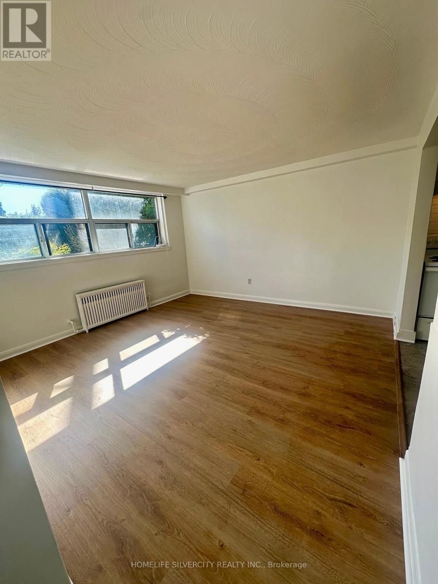1 - 430 Ridelle Avenue, Toronto, Ontario  M6B 1K4 - Photo 7 - W12466240