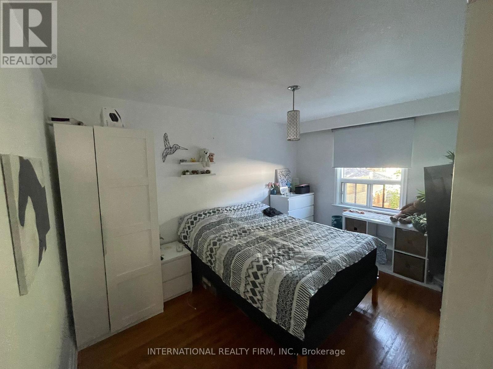 57 Edinborough Court, Toronto, Ontario  M6N 2E9 - Photo 7 - W12466248