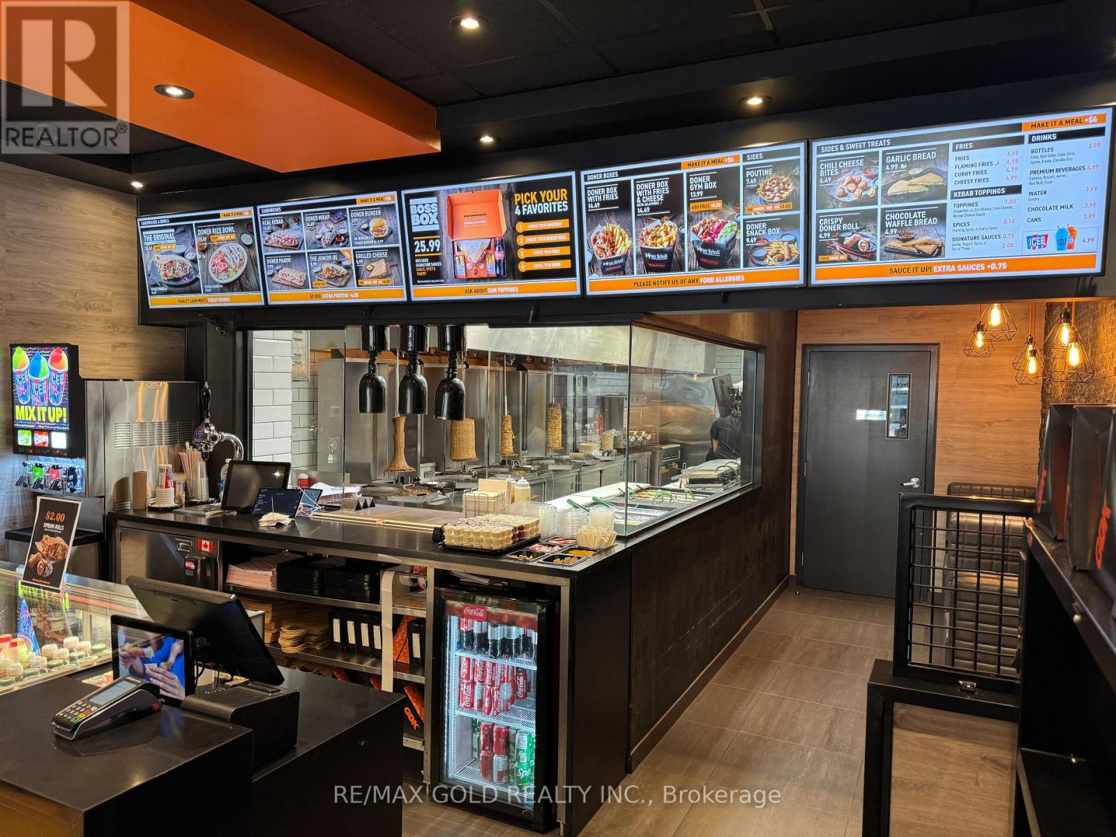 246 Queen Street W, Toronto, Ontario  M5V 1Z7 - Photo 3 - C12466297