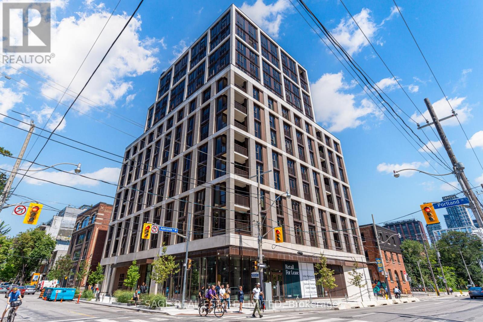 204 - 123 PORTLAND STREET, Toronto, Ontario