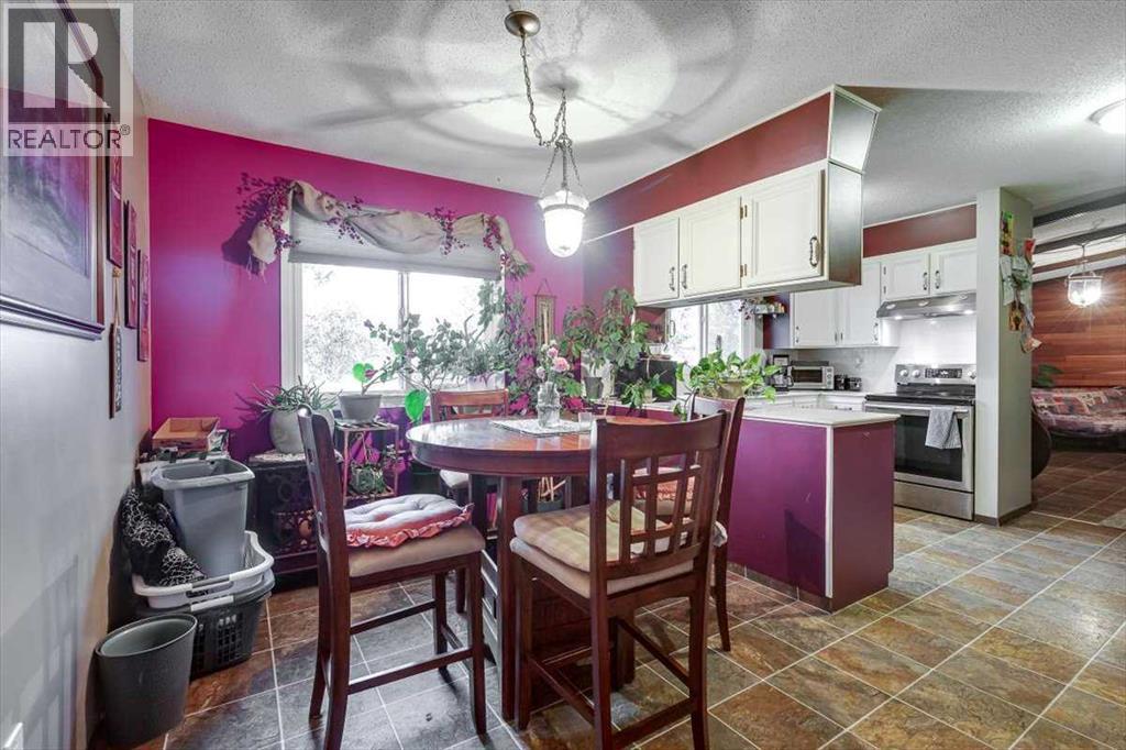 1203 Gough Road, Carstairs, Alberta  T0M 0N0 - Photo 12 - A2222112