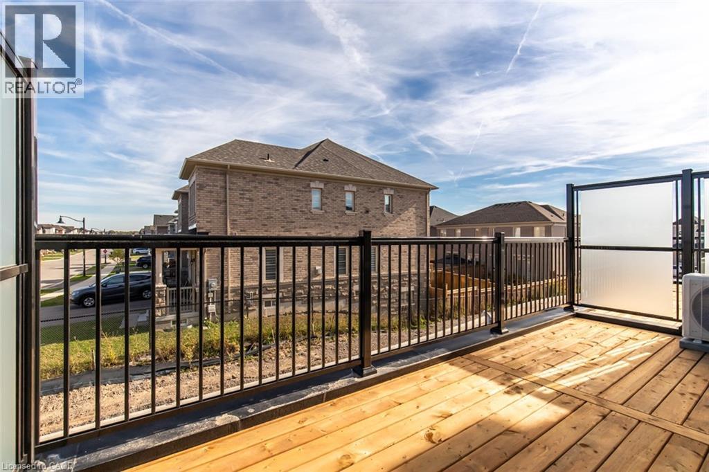 70 Kenesky Drive Unit# 37, Waterdown, Ontario  L0R 2H7 - Photo 22 - 40779739