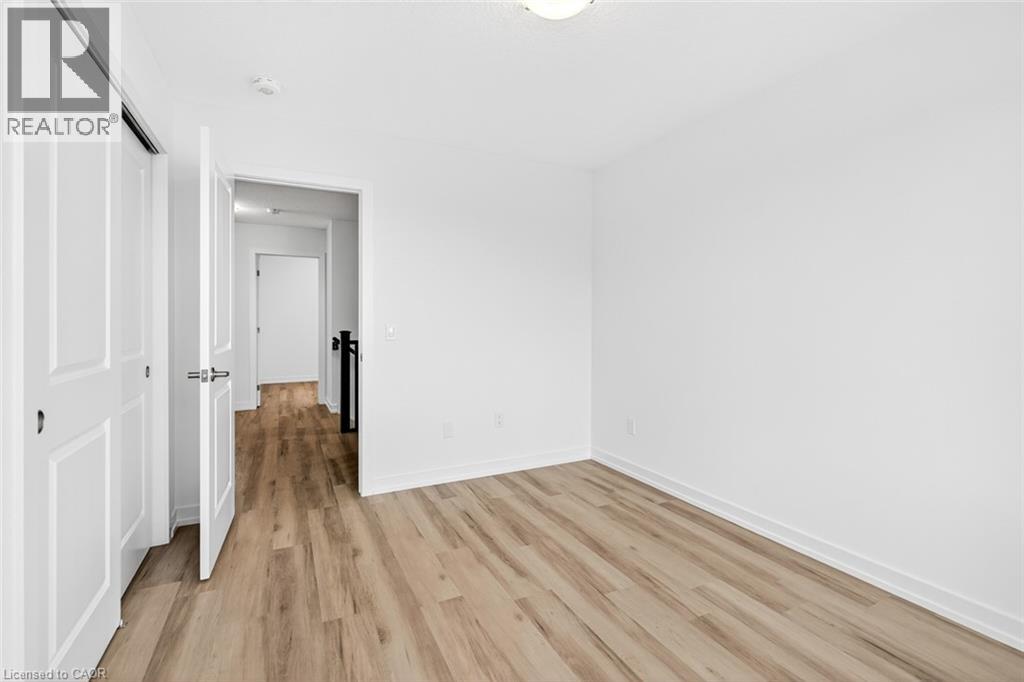 70 Kenesky Drive Unit# 37, Waterdown, Ontario  L0R 2H7 - Photo 26 - 40779739