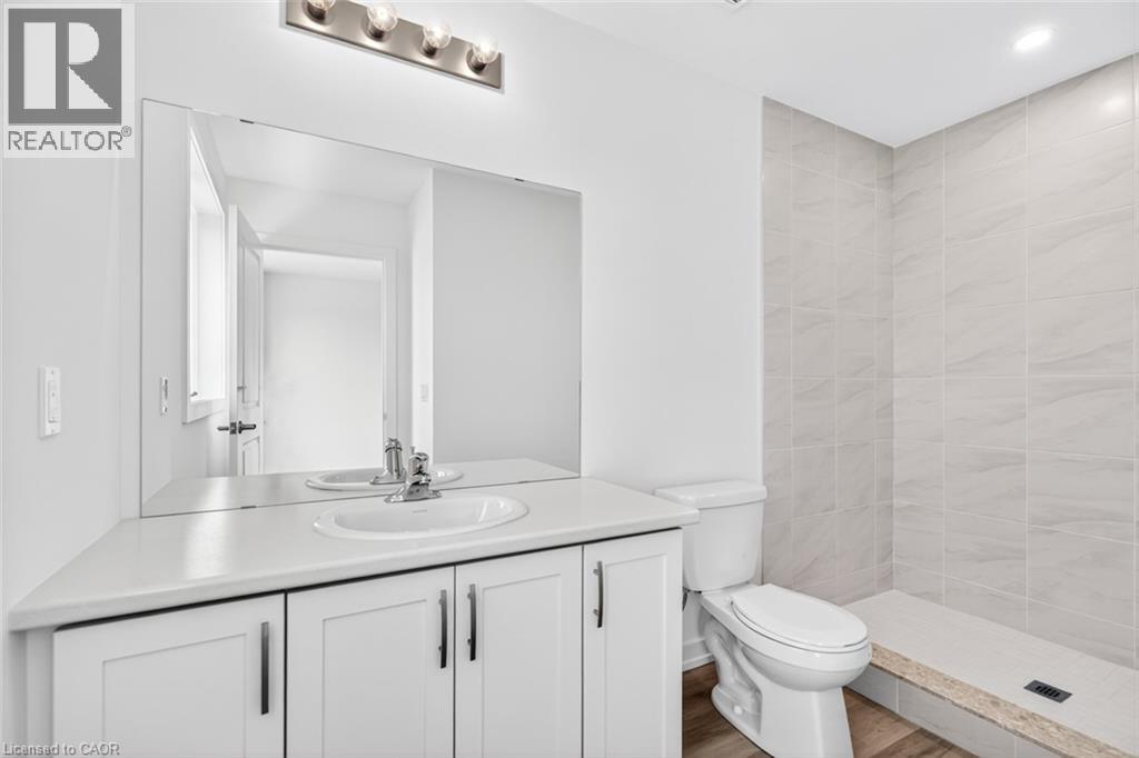 70 Kenesky Drive Unit# 37, Waterdown, Ontario  L0R 2H7 - Photo 30 - 40779739