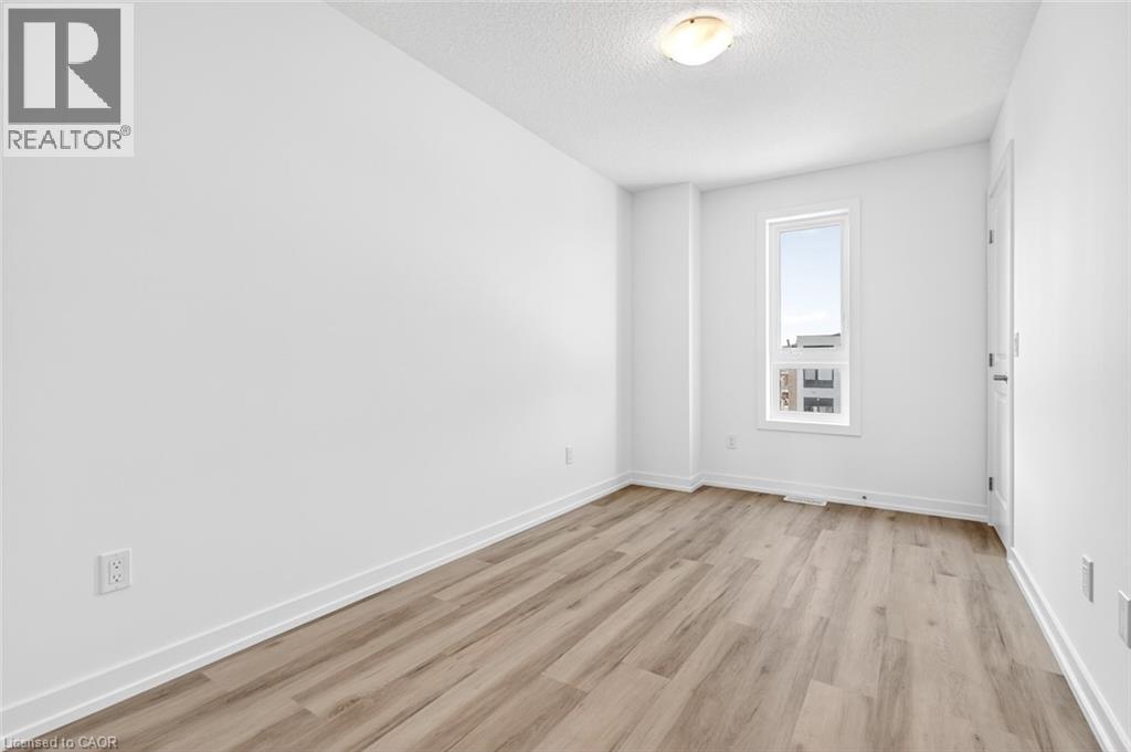 70 Kenesky Drive Unit# 37, Waterdown, Ontario  L0R 2H7 - Photo 35 - 40779739