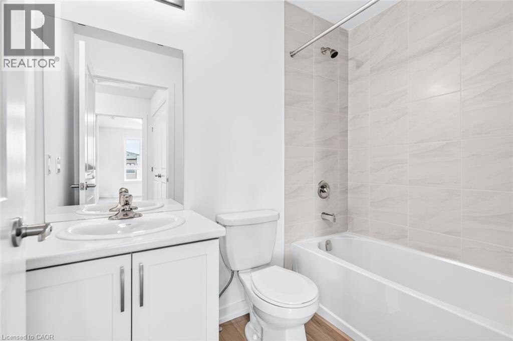 70 Kenesky Drive Unit# 37, Waterdown, Ontario  L0R 2H7 - Photo 39 - 40779739