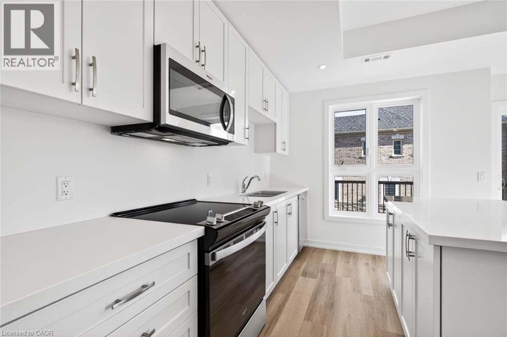 70 Kenesky Drive Unit# 39, Waterdown, Ontario  L0R 2H7 - Photo 14 - 40779699