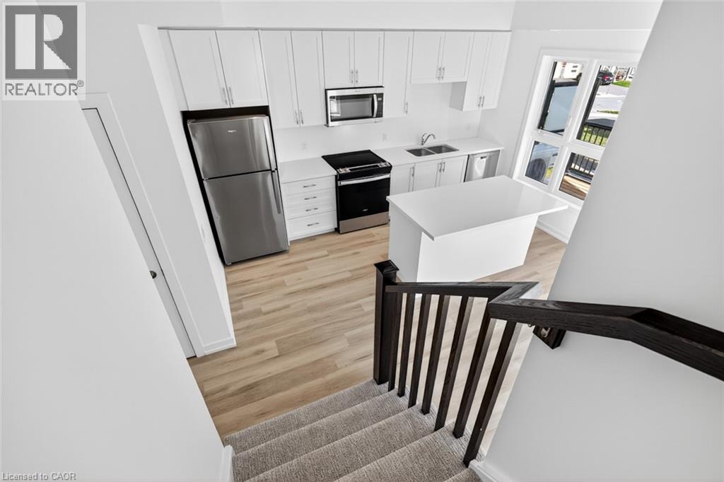 70 Kenesky Drive Unit# 39, Waterdown, Ontario  L0R 2H7 - Photo 22 - 40779699