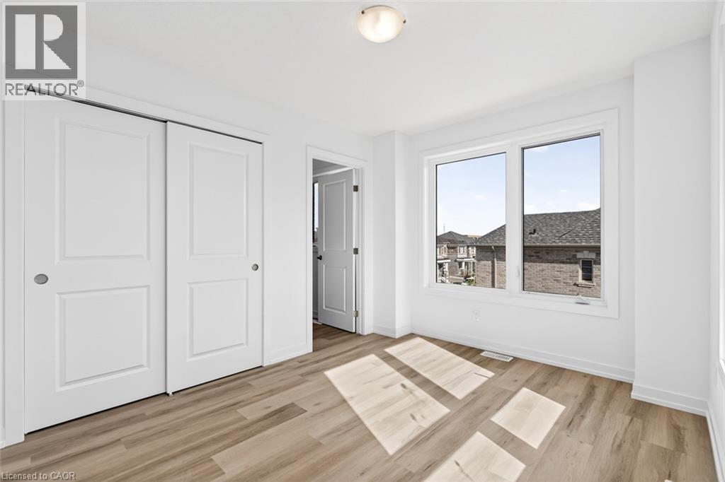 70 Kenesky Drive Unit# 39, Waterdown, Ontario  L0R 2H7 - Photo 28 - 40779699