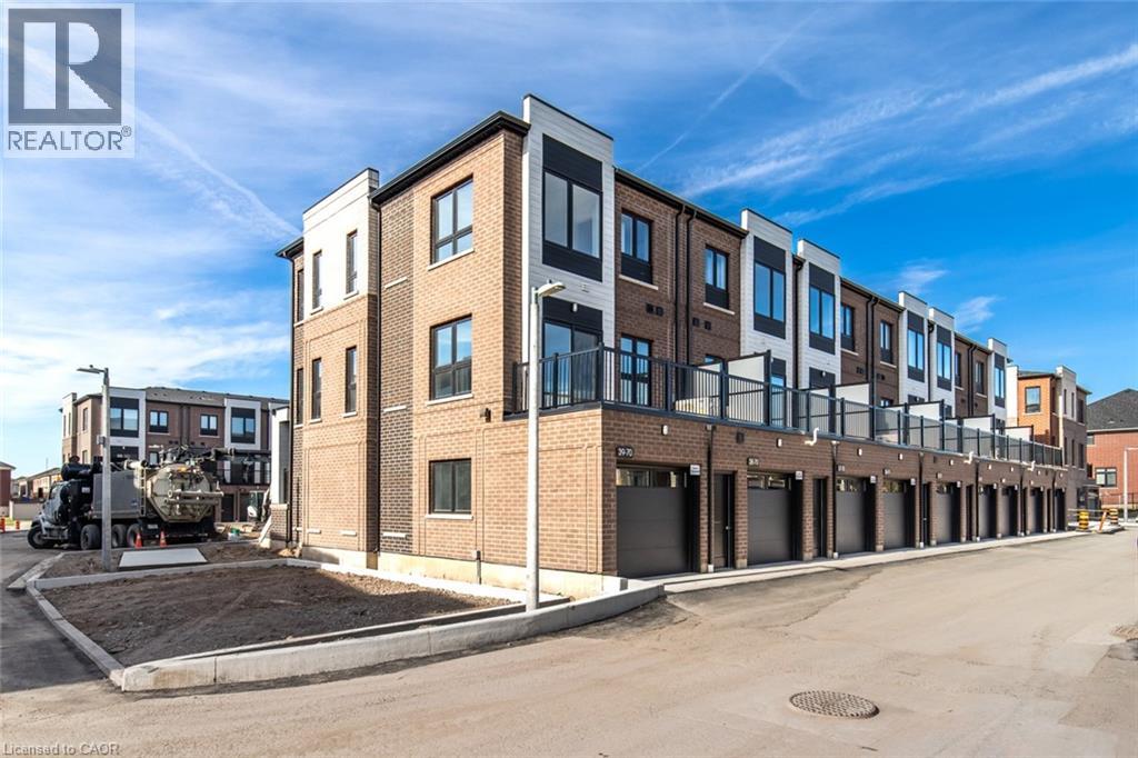 70 Kenesky Drive Unit# 39, Waterdown, Ontario  L0R 2H7 - Photo 40 - 40779699