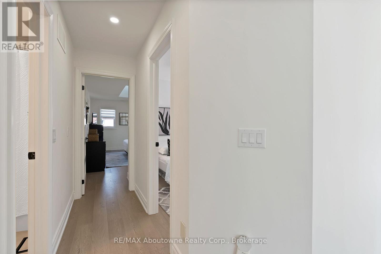 2599 Castle Hill Crescent, Oakville, Ontario  L6H 6J1 - Photo 25 - W12465871