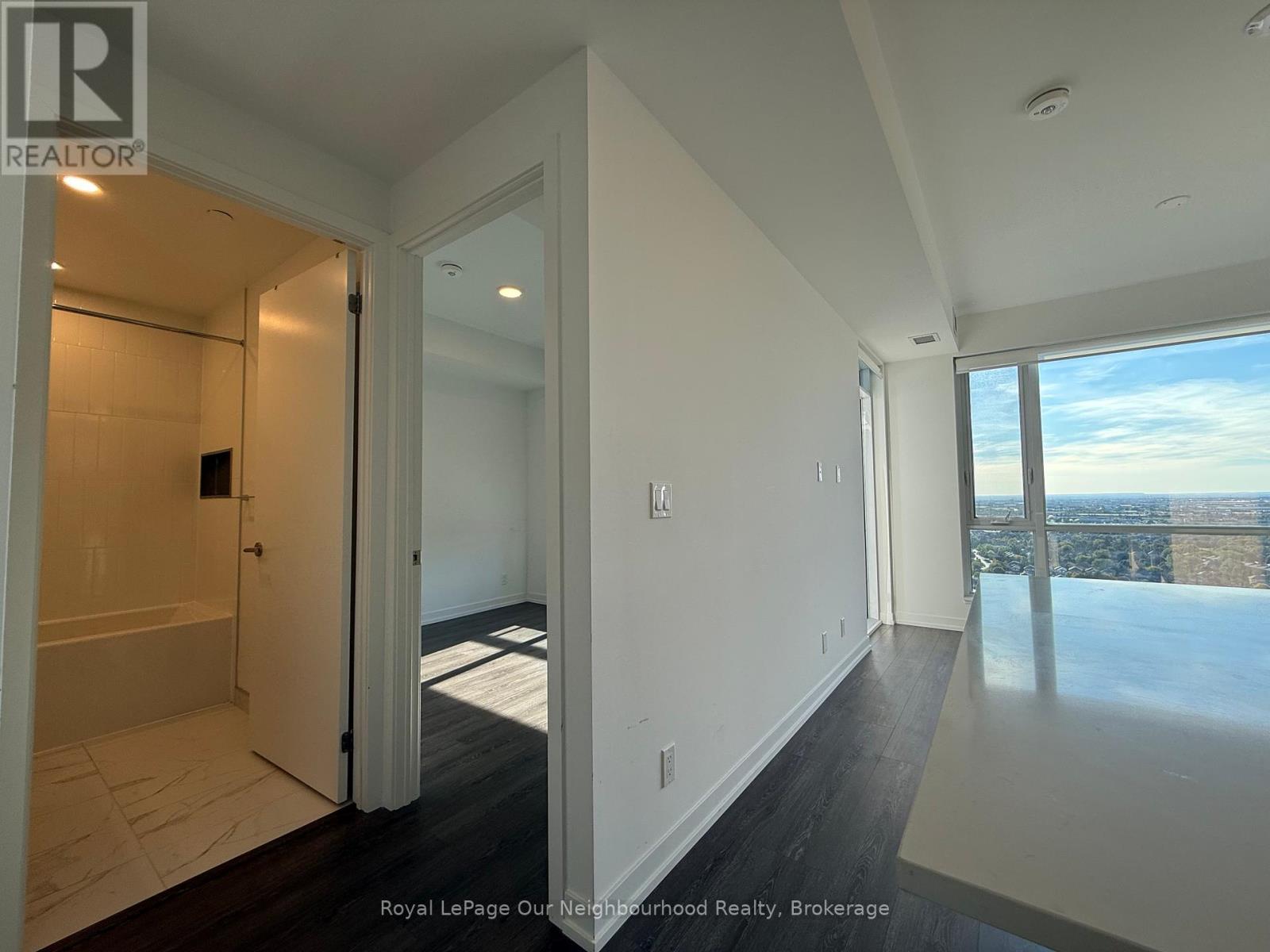 2512 - 7950 Bathurst Street, Vaughan, Ontario  L4J 0L4 - Photo 16 - N12466414