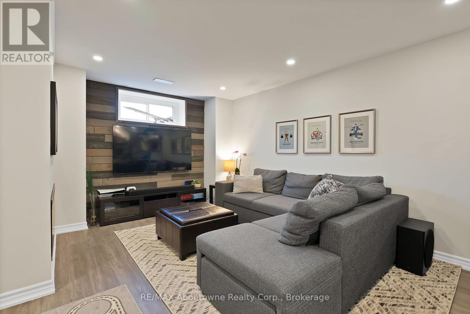 2599 Castle Hill Crescent, Oakville, Ontario  L6H 6J1 - Photo 38 - W12465871